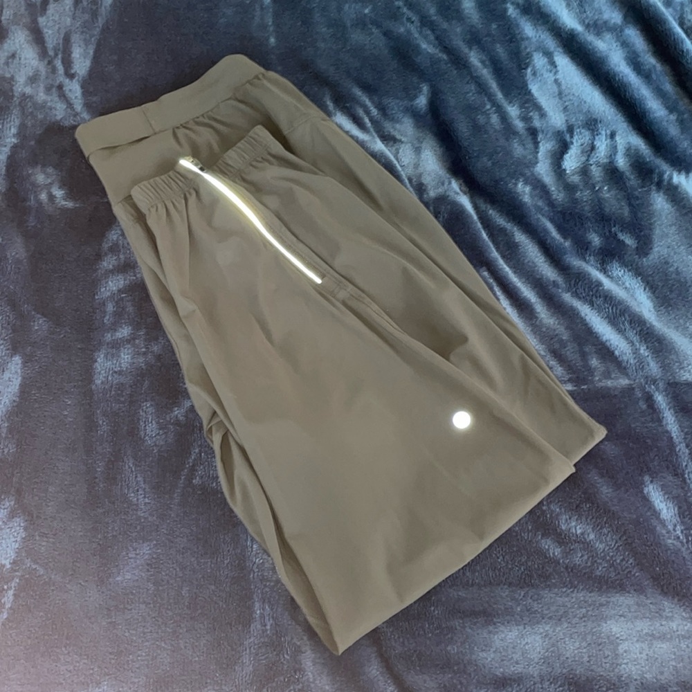 Lululemon Surge Jogger Gray Size Large